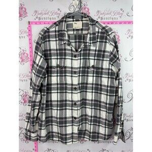 Tilley Plaid Button-Up Shirt in White, Gray & Pink
